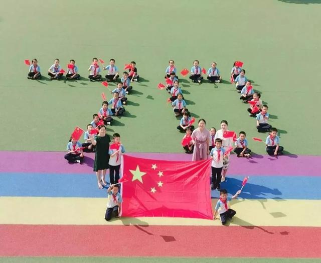 女朋友不能生育，我该怎么办？游戏画面